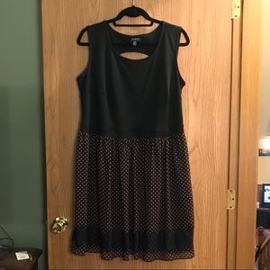 EN FOCUS WOMAN DRESS!